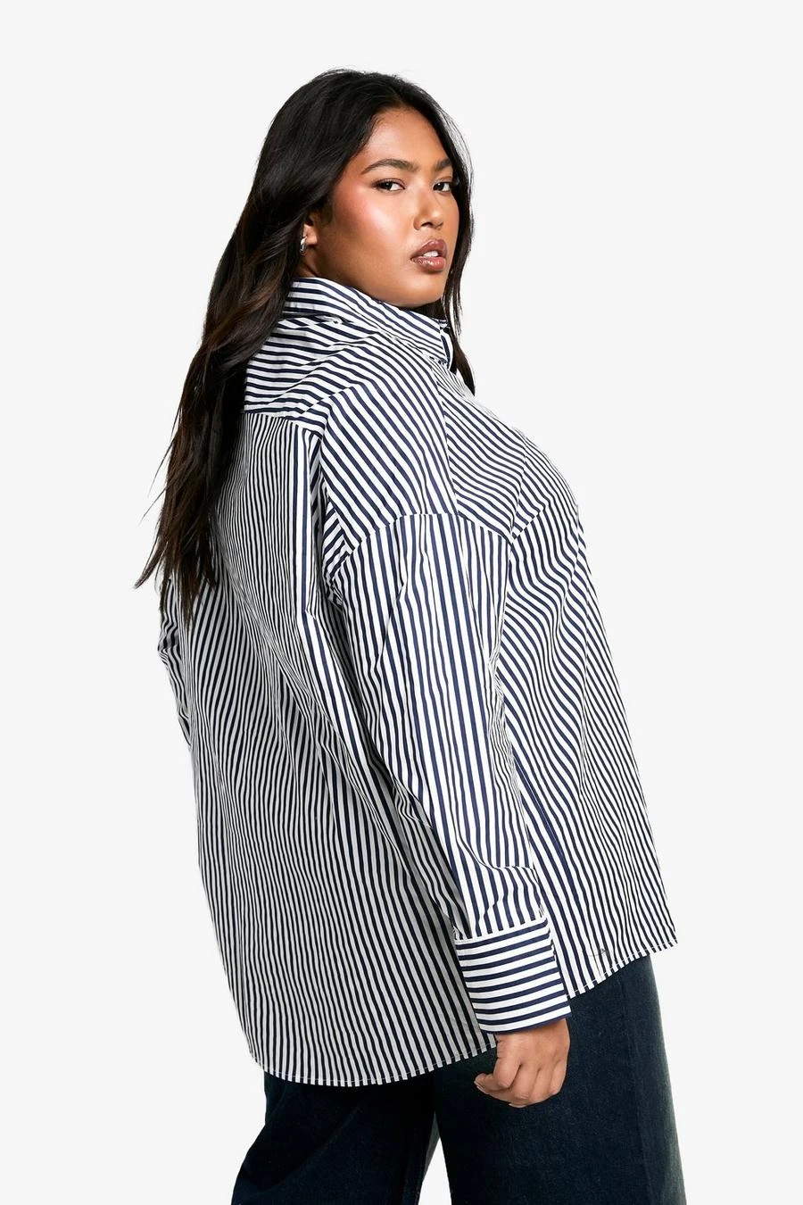 BOOHOO Plus Oversized Stripe Shirt 2 BOOHOO Plus Oversized Stripe Shirt - Image 2