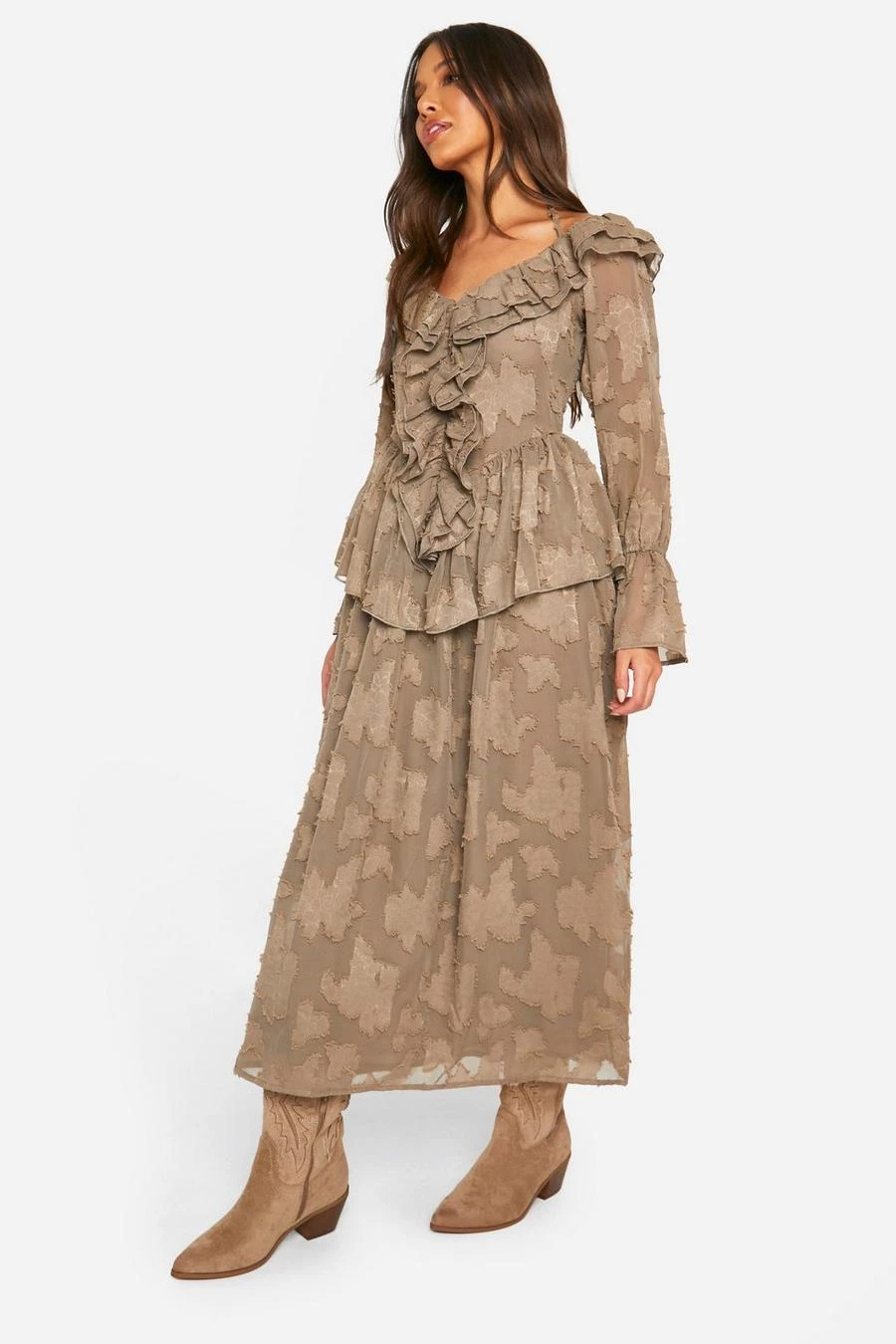 BOOHOO Textured Ruffle Front Midaxi Dress 3 BOOHOO Textured Ruffle Front Midaxi Dress - Image 3