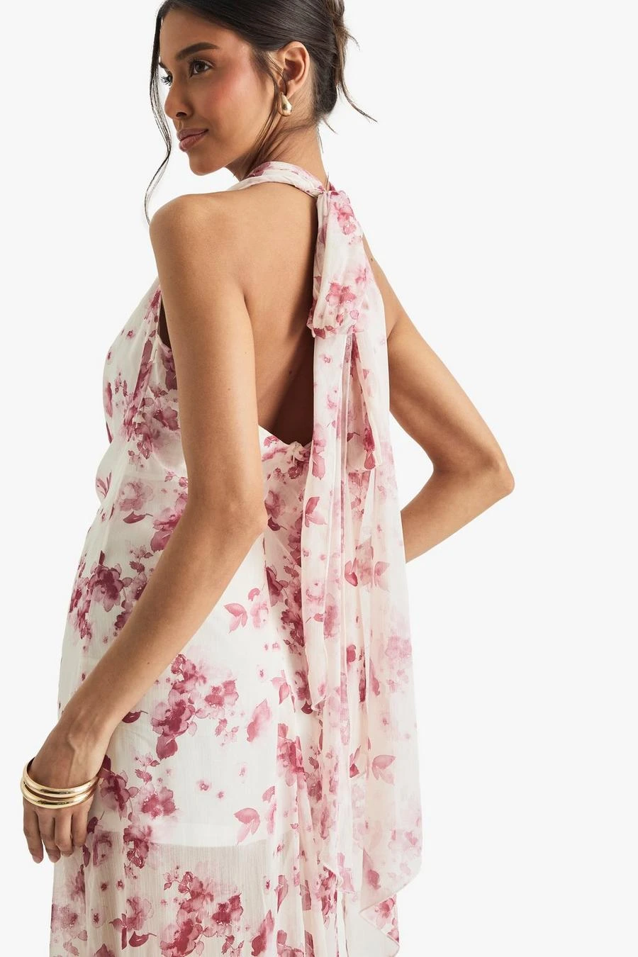 BOOHOO Crinkle Chiffon Cowl Neck Maxi Dress 4 BOOHOO Crinkle Chiffon Cowl Neck Maxi Dress - Image 4