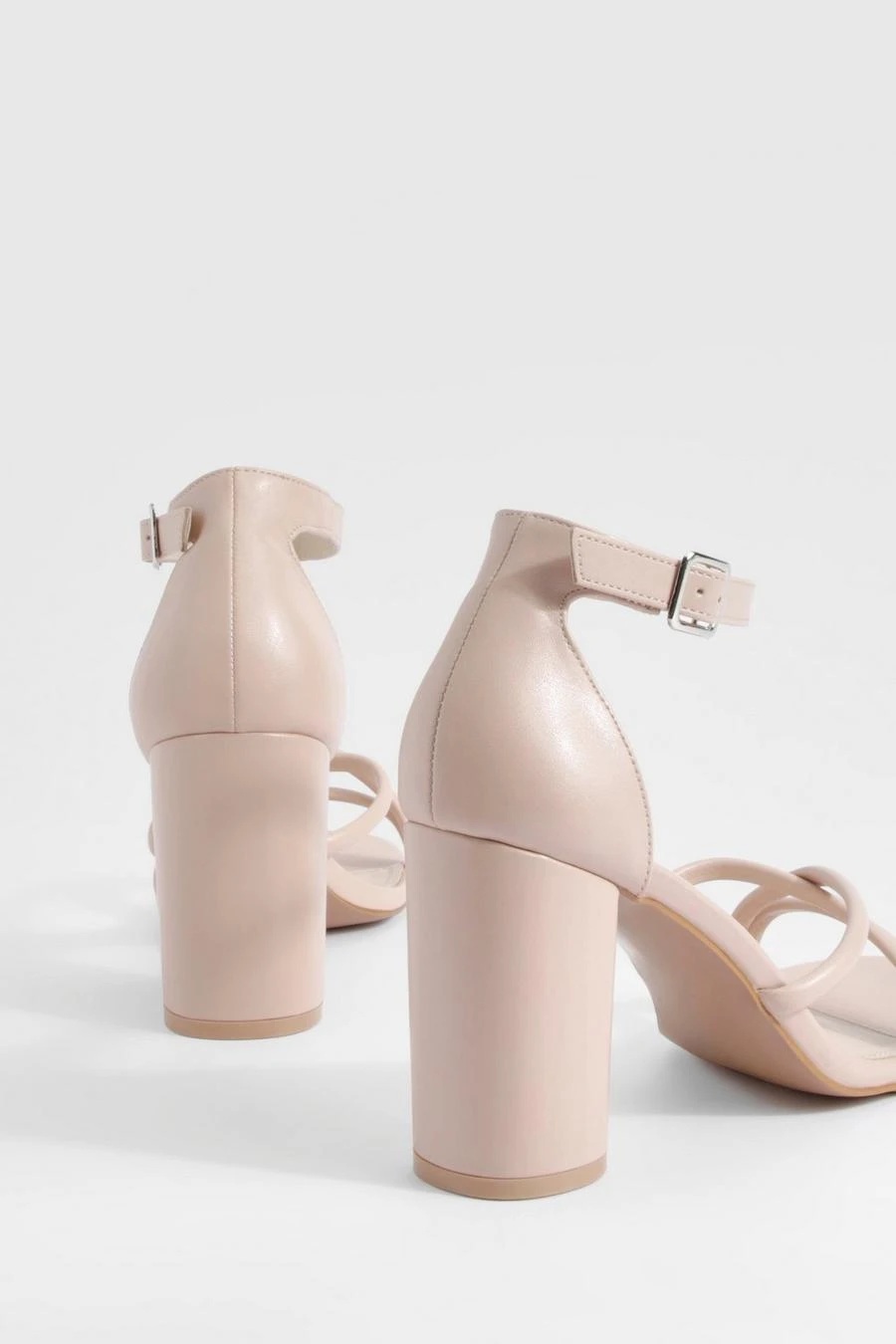 BOOHOO Rounded Heel Cross Strap Heels 4 BOOHOO Rounded Heel Cross Strap Heels - Image 4
