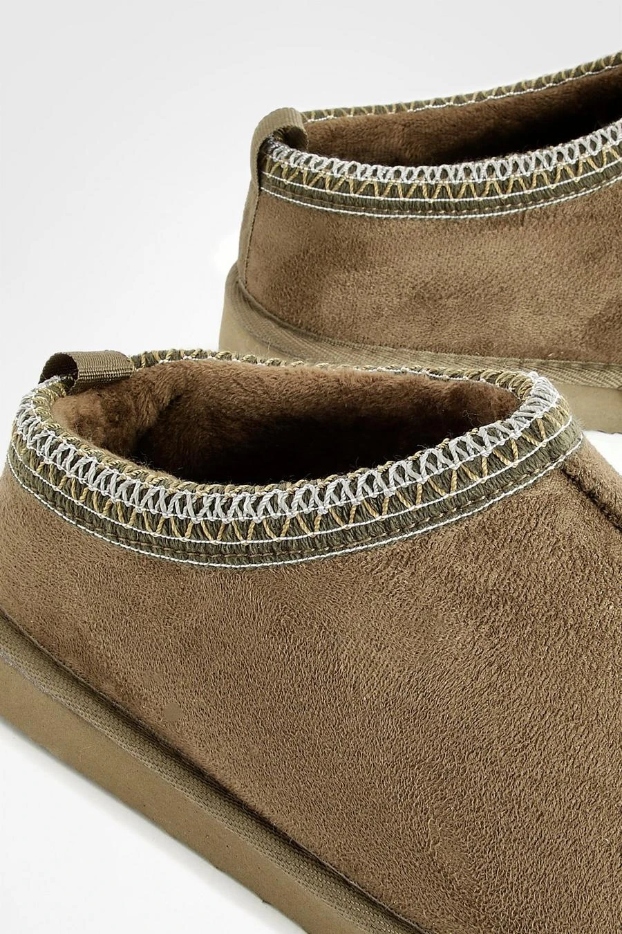 BOOHOO Embroidered Detailing Slip On Cosy Mules 4 BOOHOO Embroidered Detailing Slip On Cosy Mules - Image 4