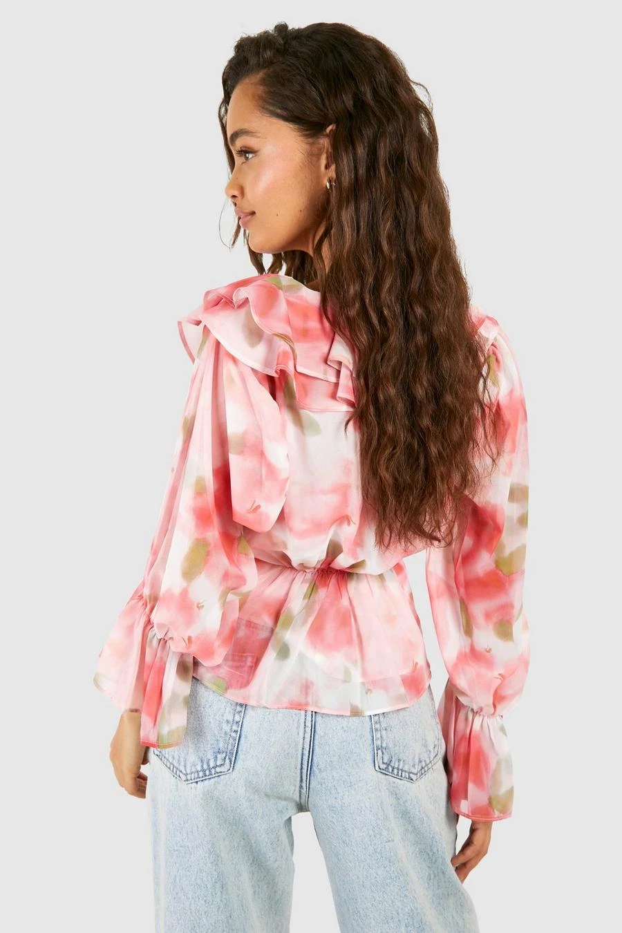 BOOHOO Blurred Floral Chiffon Ruffle Blouse 2 BOOHOO Blurred Floral Chiffon Ruffle Blouse - Image 2
