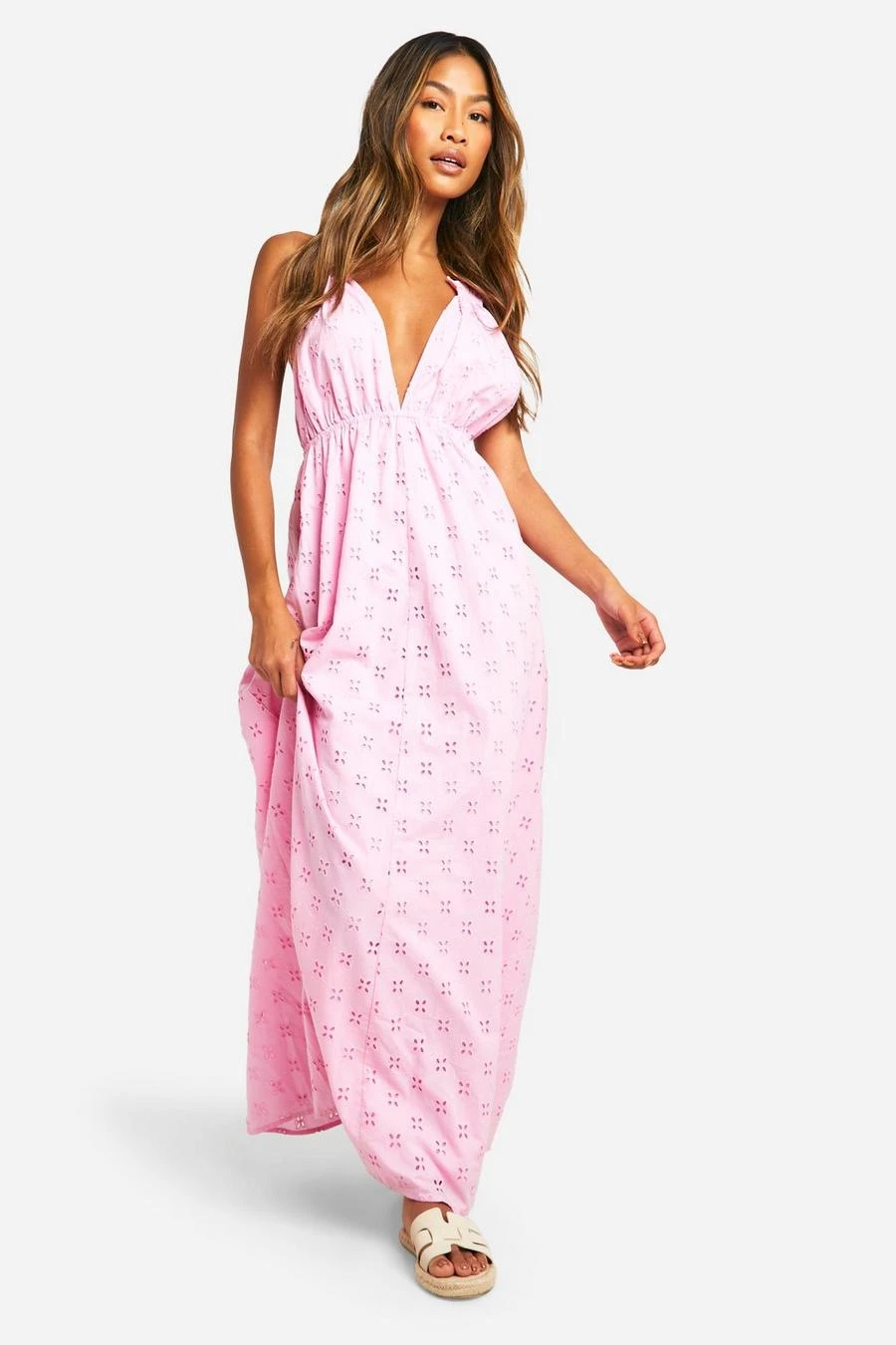 BOOHOO Broderie Strappy Maxi Dress 3 BOOHOO Broderie Strappy Maxi Dress - Image 3
