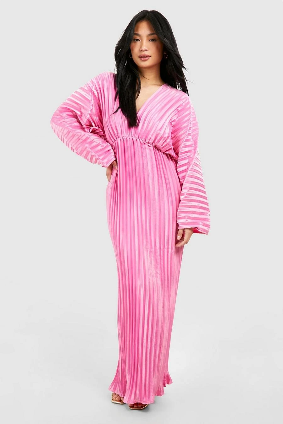 BOOHOO Petite Satin Plisse Plunge Batwing Maxi Dress 1 BOOHOO Petite Satin Plisse Plunge Batwing Maxi Dress