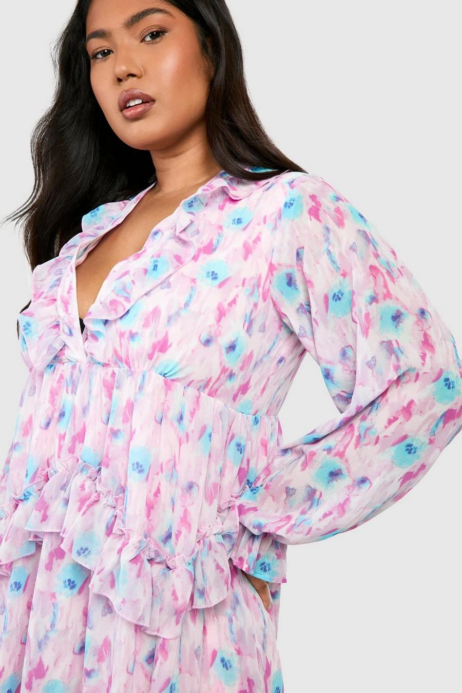 BOOHOO Plus Blurred Floral Ruffle Maxi Dress 4 BOOHOO Plus Blurred Floral Ruffle Maxi Dress - Image 4