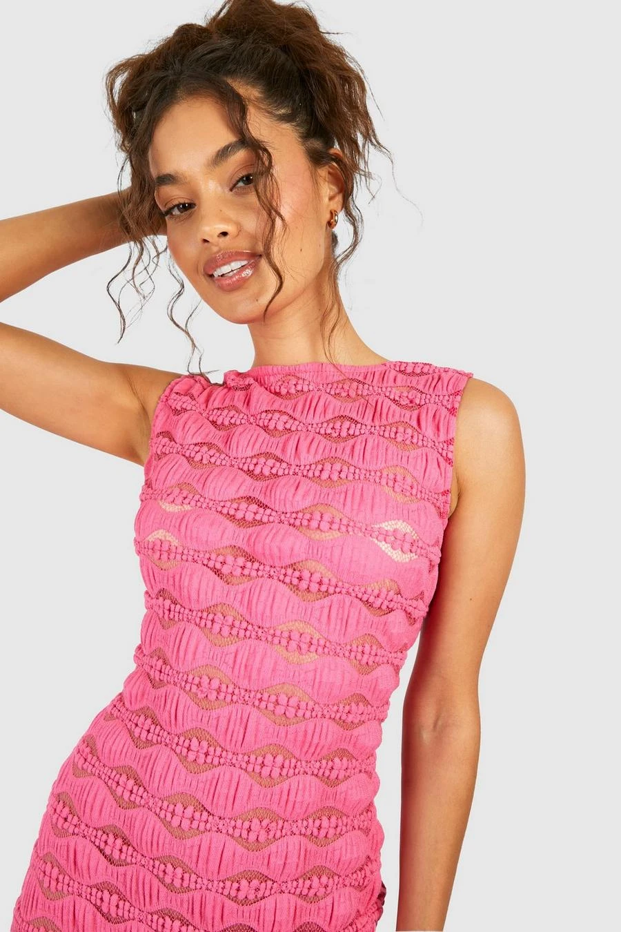 BOOHOO Textured Low Back Maxi Dress 4 BOOHOO Textured Low Back Maxi Dress - Image 4