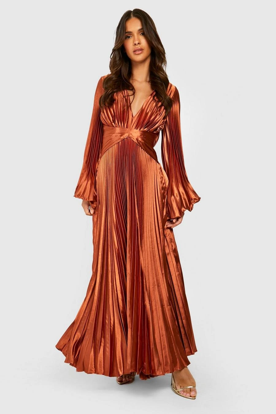 BOOHOO Pleated Satin Oversized Sleeve Midaxi Dress 3 BOOHOO Pleated Satin Oversized Sleeve Midaxi Dress - Image 3