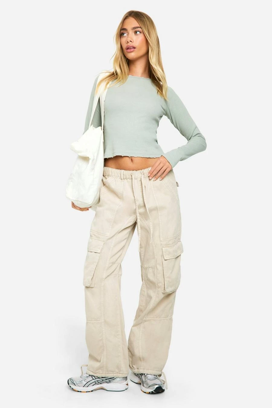 BOOHOO Rib Distressed Hem Long Sleeve Top 3 BOOHOO Rib Distressed Hem Long Sleeve Top - Image 3