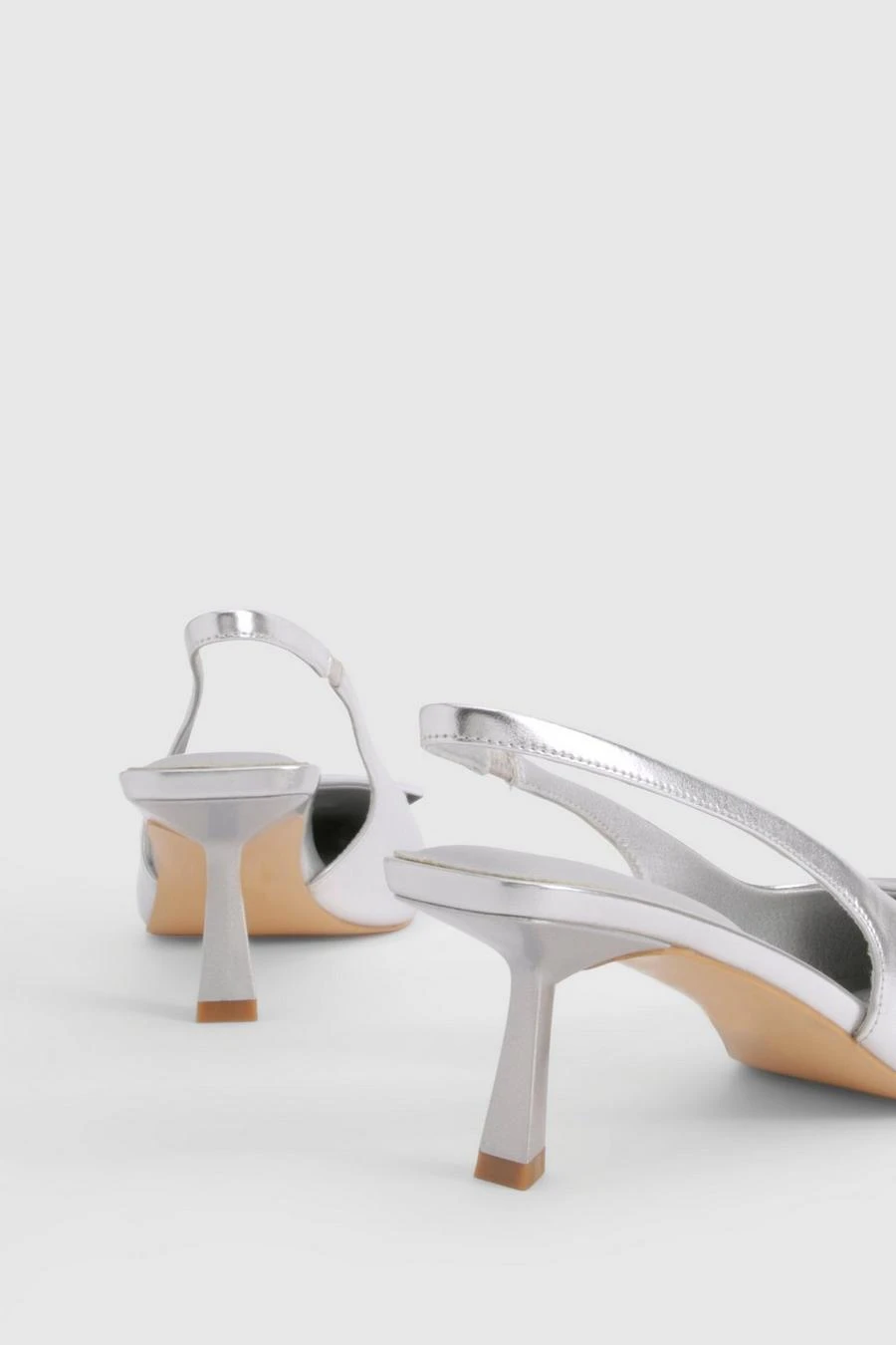 BOOHOO Metallic Trim Detail Slingback Court Shoes 4 BOOHOO Metallic Trim Detail Slingback Court Shoes - Image 4