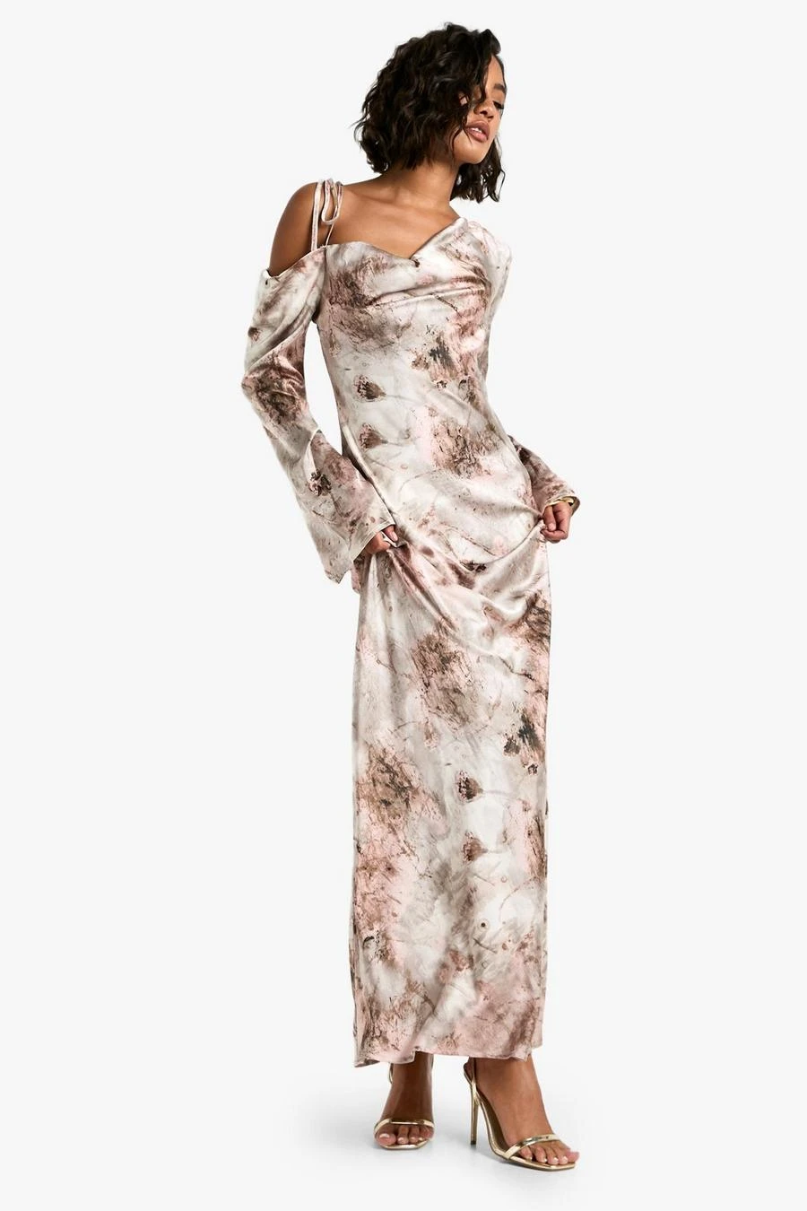 BOOHOO Tall Drape Shoulder Abstract Maxi Dress 3 BOOHOO Tall Drape Shoulder Abstract Maxi Dress - Image 3