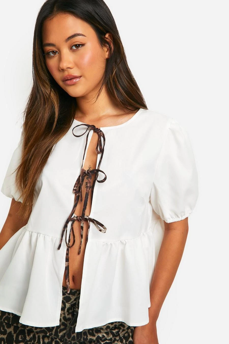 BOOHOO Contrast Leopard Tie Bow Top 4 BOOHOO Contrast Leopard Tie Bow Top - Image 4