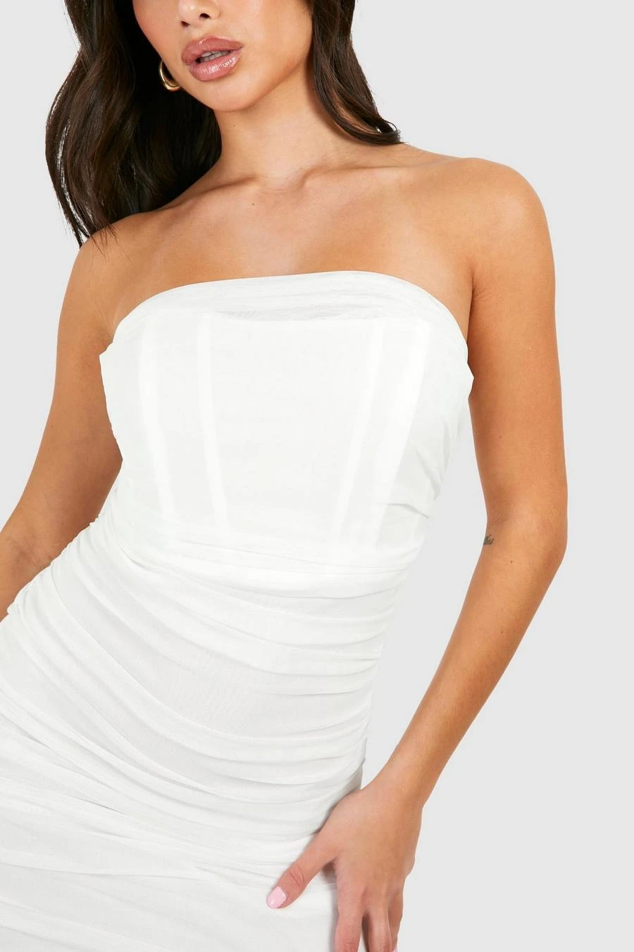 BOOHOO Petite Mesh Bandeau Ruched Maxi Dress 4 BOOHOO Petite Mesh Bandeau Ruched Maxi Dress - Image 4