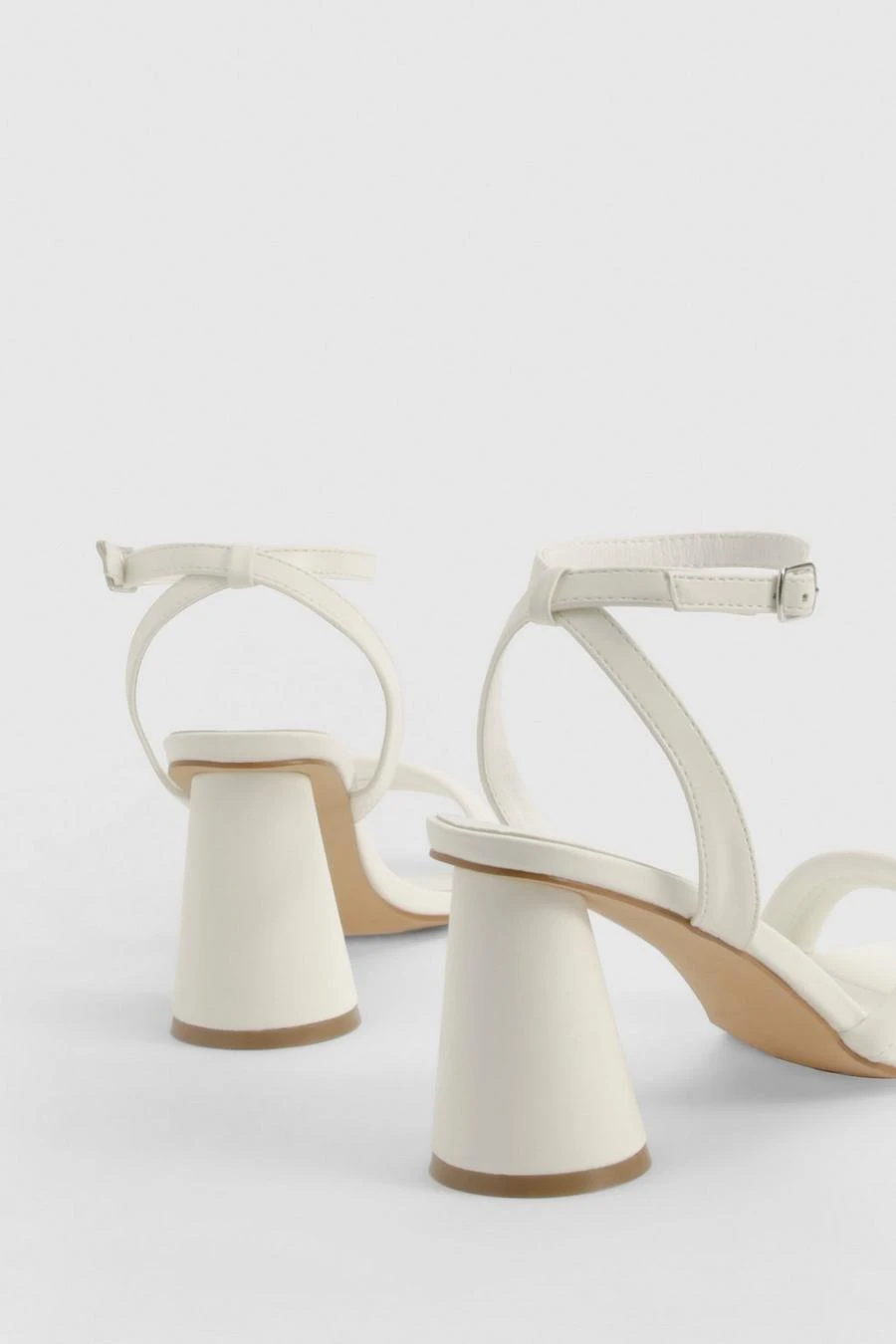 BOOHOO Statement Padded Strappy Mid Heels 3 BOOHOO Statement Padded Strappy Mid Heels - Image 3