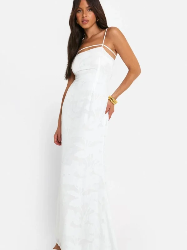 Outlet 10 Outlet -BamBam Fashion Shop female white texture strappy maxi dress
