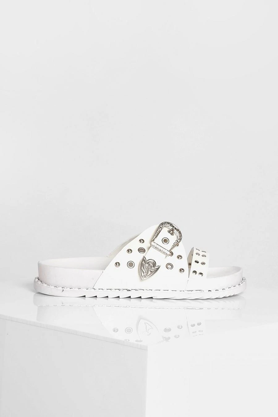 BOOHOO Western Buckle Slider 2 BOOHOO Western Buckle Slider - Image 2